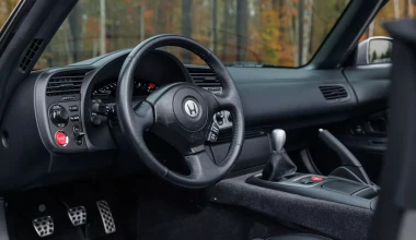 Αυτό είναι το Honda S2000 με τα λιγότερα χιλιόμετρα! Πόσο πουλήθηκε; 