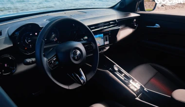 Δοκιμή Alfa Romeo Junior Ibrida 1.2 eDCT 136 PS: Πόσο Alfa είναι;