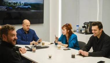 Πλήρως Αυτόματη Μηχανή Καφέ Eletta Explore της De'Longhi: Η τελειότητα στον καφέ!