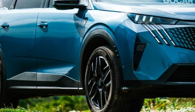 Δοκιμή 5008 Hybrid 145 e-DCS6: Μη ψάχνεις για οικογενειακό