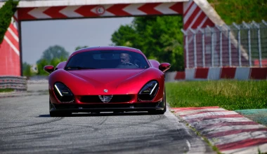 Δοκιμή Alfa Romeo 33 Stradale: Τρέμω!