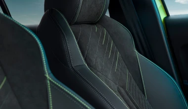 Το αυτόματο υβριδικό στιλάτο Peugeot που έχει τα πάντα σε τιμή 21.500 ευρώ - Και δεν πληρώνει τέλη κυκλοφορίας! 