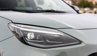 Γιατί όλοι θέλουν να αγοράσουν το Toyota Yaris Cross; H έκδοση που αξίζει κάθε ευρώ! 