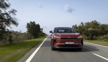 Οδηγούμε στην Πορτογαλία το νέο Toyota C-HR+! 