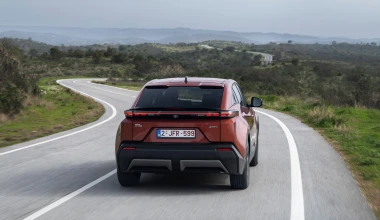 Οδηγούμε στην Πορτογαλία το νέο Toyota C-HR+! 