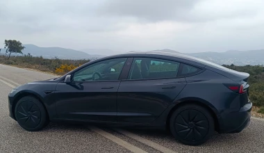Οδηγούμε τη νέα και πιο προσιτή έκδοση του Tesla Model 3! 