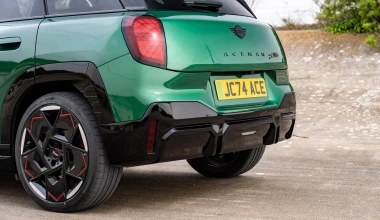 Δοκιμή MINI Aceman JCW: Spiced up!