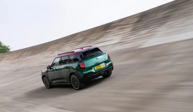 Δοκιμή MINI Aceman JCW: Spiced up!
