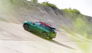 Δοκιμή MINI Aceman JCW: Spiced up!