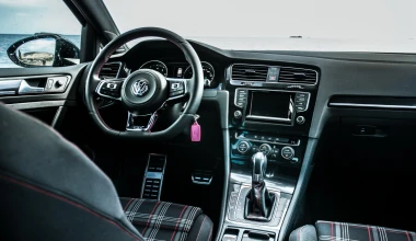 VW Golf GTI DSG 220 PS