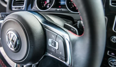 VW Golf GTI DSG 220 PS