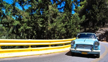 ΟΔΗΓΟΥΜΕ Triumph Herald 1200: Πολύ αργά