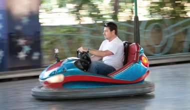 Συγκρουόμενα στο ALLOU FUN PARK