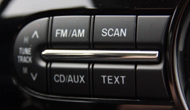 Mazda 2 1.3 3d - 2011