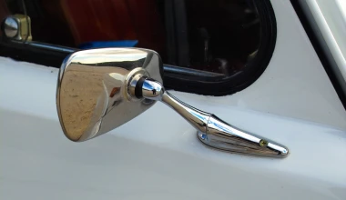 ΟΔΗΓΟΥΜΕ Renault 4L: Βασικά πρωτοποριακό