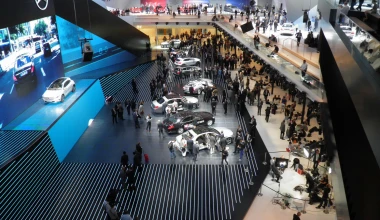 …και δυο λουκάνικα Φρανκφούρτης