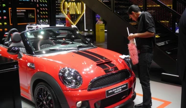 …και δυο λουκάνικα Φρανκφούρτης