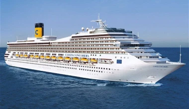 Όρθιο το Costa Concordia