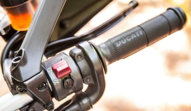 Audi RS3 vs Ducati Multistrada 1200