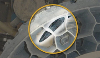 Γουρούνες Polaris με ελαστικά χωρίς αέρα (VIDEO)