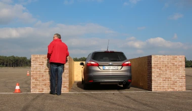 FORD: Αυτόματο παρκάρισμα με remote control