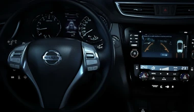 Νέο Qashqai: παρκάρει μόνο του. Σχεδόν (VIDEO)