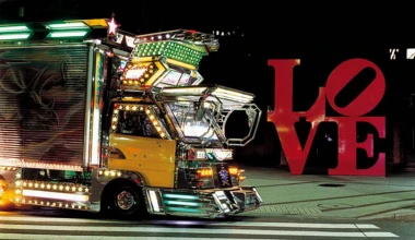 Decotora: Art on Truck