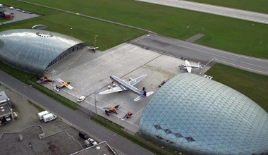 Ο μαγικός κόσμoς της Hangar-7