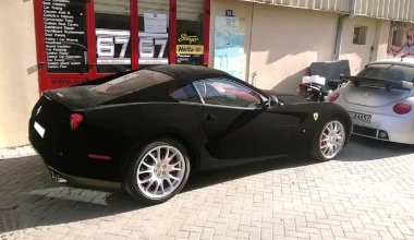 Ferrari από... βελούδο