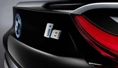 Στην παραγωγή το BMW i8 Spyder;