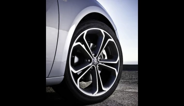 Opel Astra GTC 1.6 Turbo