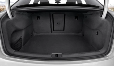 Audi Sport Sedan 1.4 TFSI CoD S tronic 140 PS