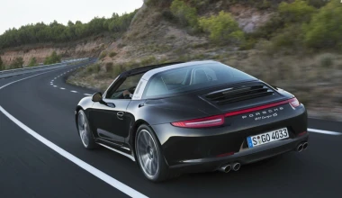 Νέα Porsche 911 Targa: Με ρετρό στυλ