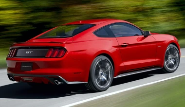 Η νέα Ford Mustang λάμπει στο Ντιτρόιτ