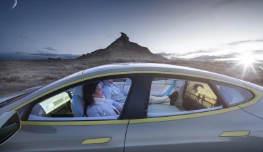 Το Rinspeed XchangE πάει μόνο του