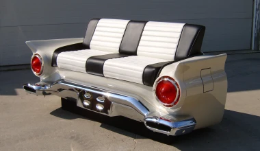 Καναπές και κρεβάτι για τους «πιστούς»