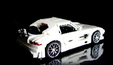 Mercedes-Benz SLS AMG GT3 από Lego

