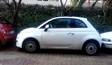 Fiat 500 TwinAir: Στυλ, επιδόσεις και οικονομία