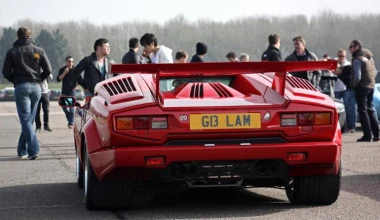 Συνάντηση με 150 μοναδικά supercars
