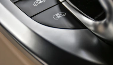 ΟΔΗΓΟΥΜΕ: Mercedes-Benz V-Class