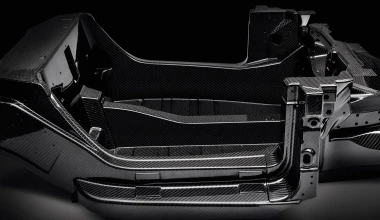 Alfa Romeo 4C: Στο μικροσκόπιο