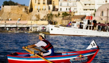 Red Bull Varkada: Κουπί με κουπί