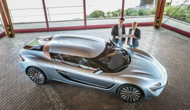Video: NanoFlowcell Quant e-Sportlimousine