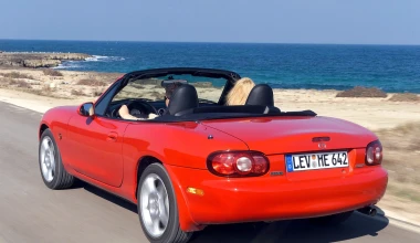 Οι 3 γενιές του Mazda MX-5