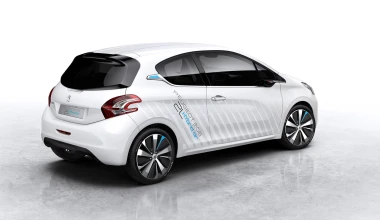 @Paris: Peugeot 208 Hybrid Air 2L Concept