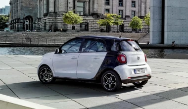 Smart Fortwo και Forfour στο Παρίσι