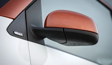 ΟΔΗΓΟΥΜΕ τα νέα Smart Fortwo & Forfour 