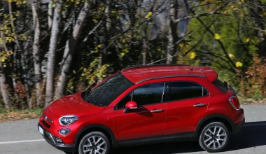 ΟΔΗΓΟΥΜΕ το νέο FIAT 500Χ στην Ιταλία