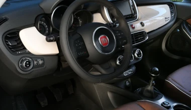 ΟΔΗΓΟΥΜΕ το νέο FIAT 500Χ στην Ιταλία