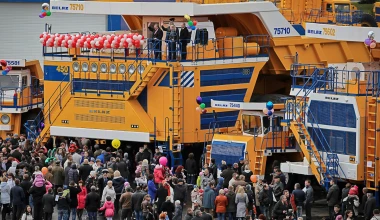 Video: Το μεγαλύτερο φορτηγό του κόσμου